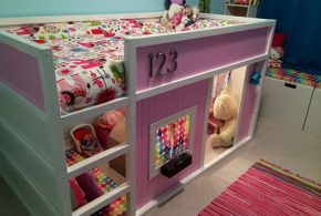 Детская в виде домика det32667по индивидуальным размерам на заказ, материалы из лдсп мдф расцветка — белый розовый интернет магазине mebelblok.ru